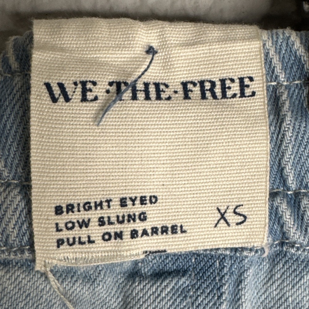 We‎ The Free Women's Blue Bright Eyed Low Slung Pull On Barrel Shorts Size XS - Picture 4 of 6